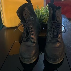 Dr.Marten’s pascal